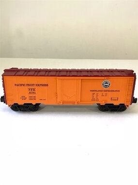 Industrial Rail IDM Train Car Pacific Fruit Express 97761 Refrigerator O Scale